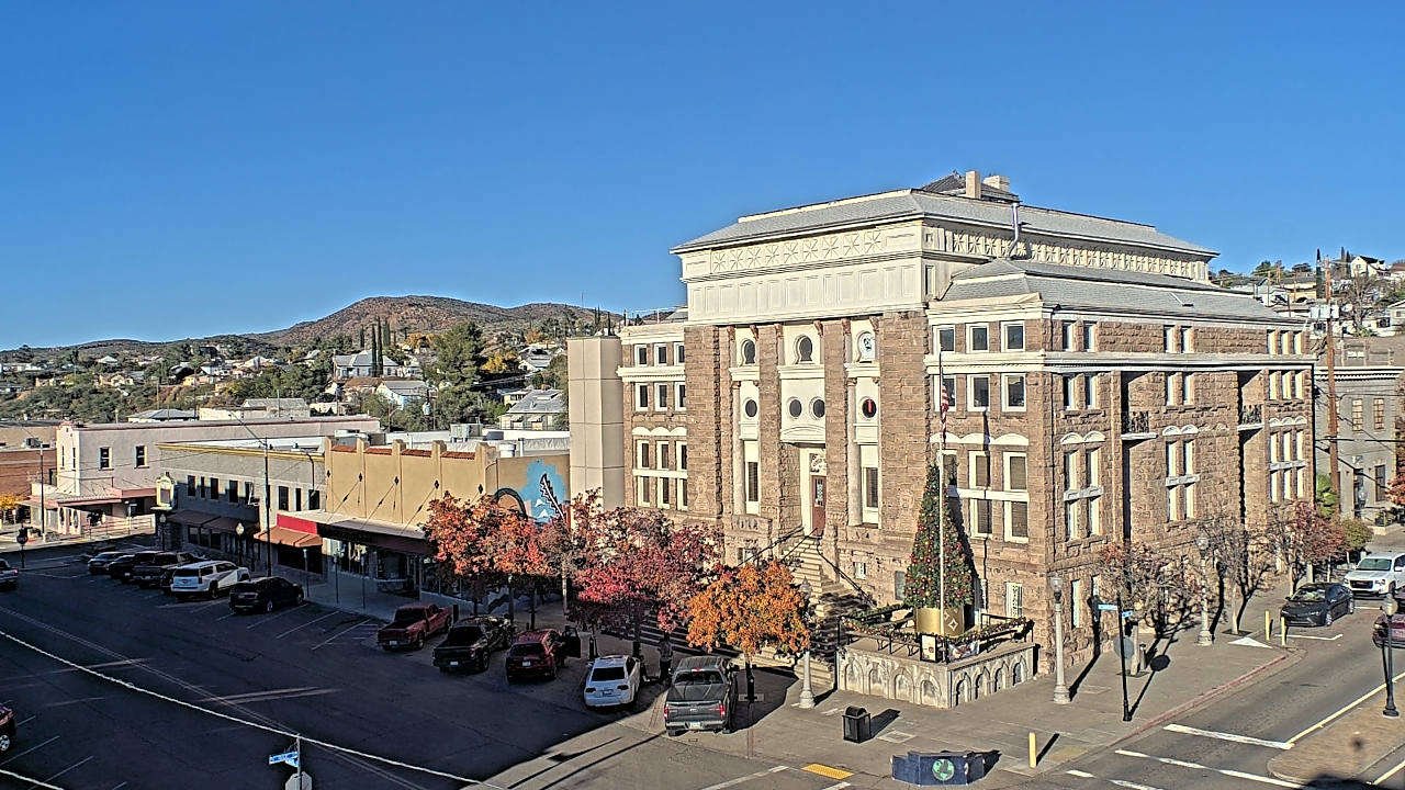 Thumbnail for current weather camera view from Center for the Arts in Globe, Arizona