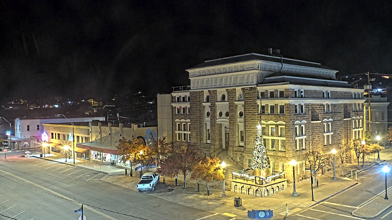 Thumbnail for current weather camera view from Center for the Arts in Globe, Arizona