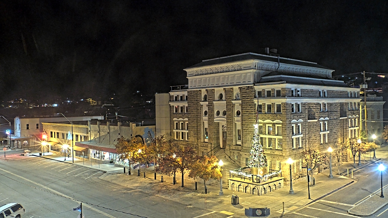 Thumbnail for current weather camera view from Center for the Arts in Globe, Arizona