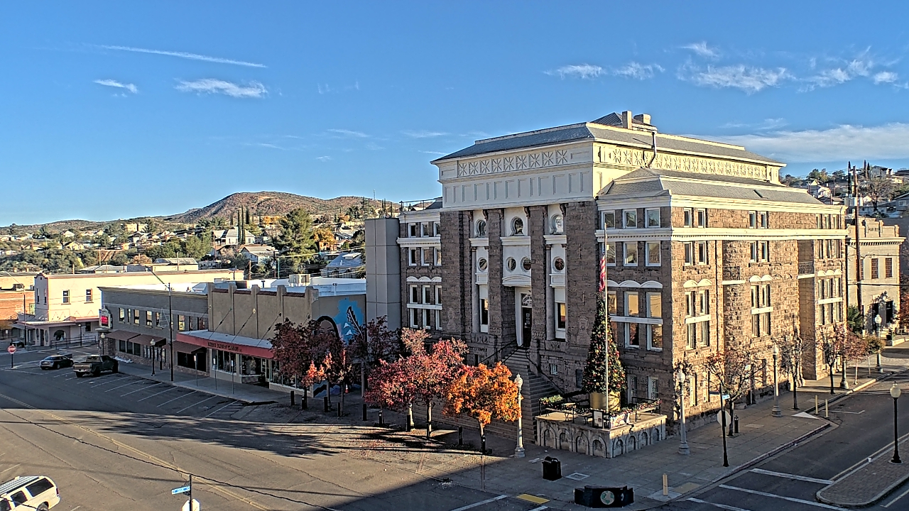 Thumbnail for current weather camera view from Center for the Arts in Globe, Arizona