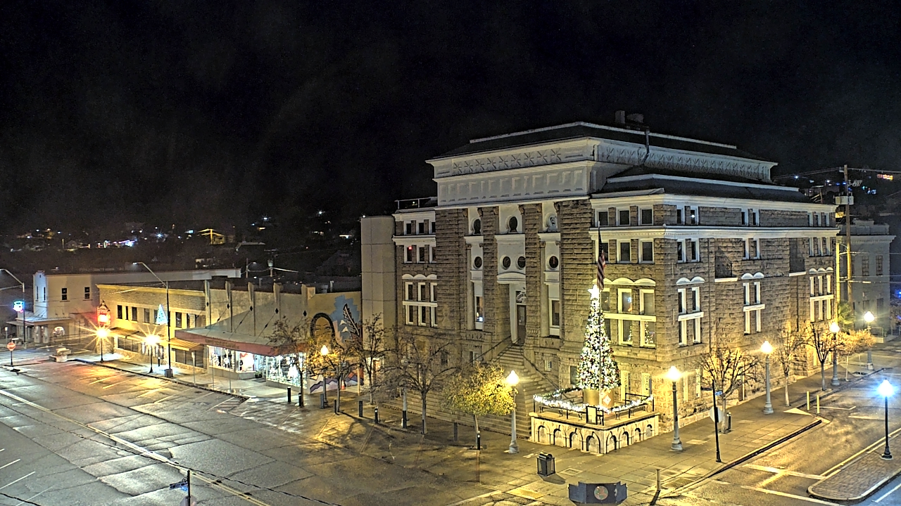 Thumbnail for current weather camera view from Center for the Arts in Globe, Arizona