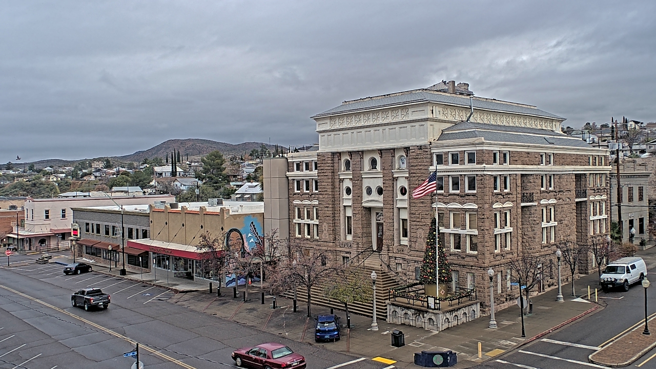 Thumbnail for current weather camera view from Center for the Arts in Globe, Arizona