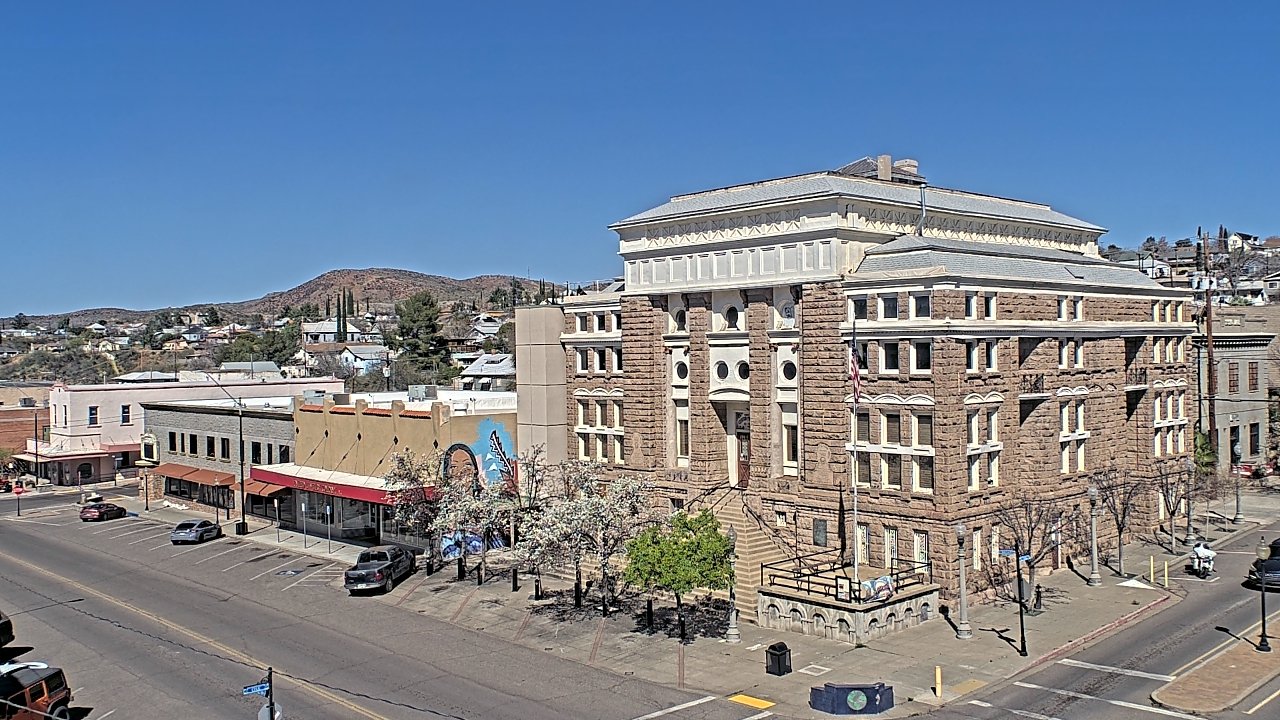 Thumbnail for current weather camera view from Center for the Arts in Globe, Arizona