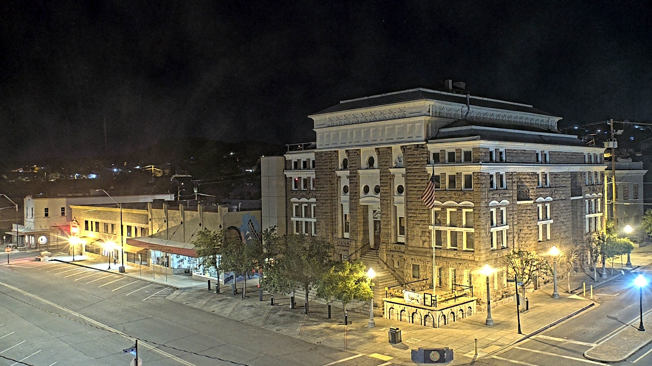 Thumbnail for current weather camera view from Center for the Arts in Globe, Arizona