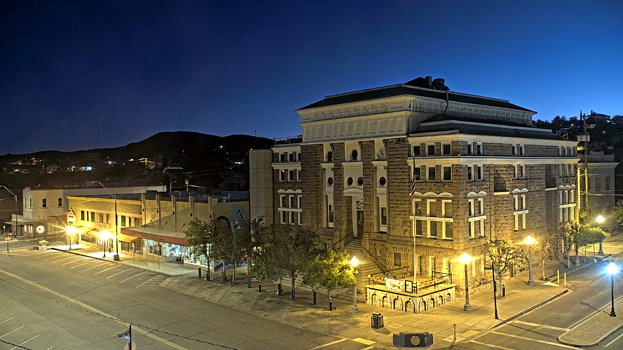 Thumbnail for current weather camera view from Center for the Arts in Globe, Arizona