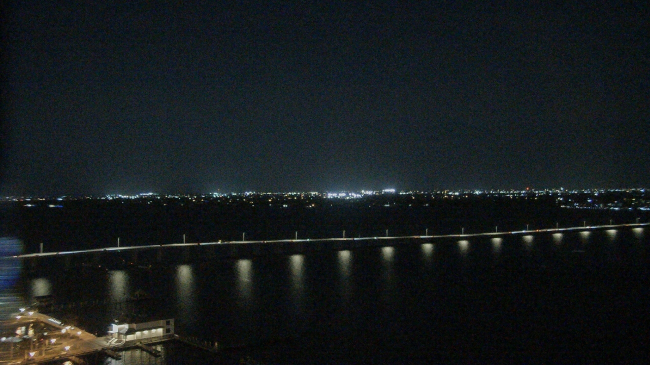 Thumbnail for current weather camera view from Edison Grand tower 350 ft elev. in Fort Myers, Florida