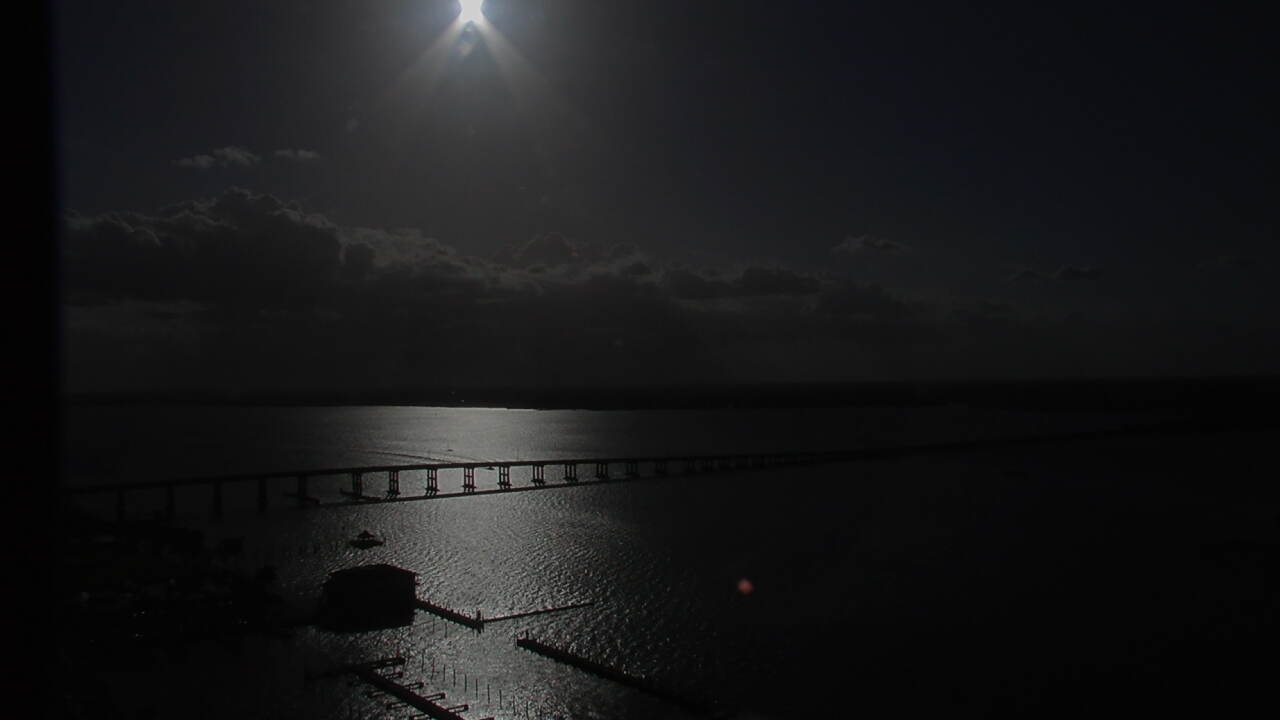 Thumbnail for current weather camera view from Edison Grand tower 350 ft elev. in Fort Myers, Florida