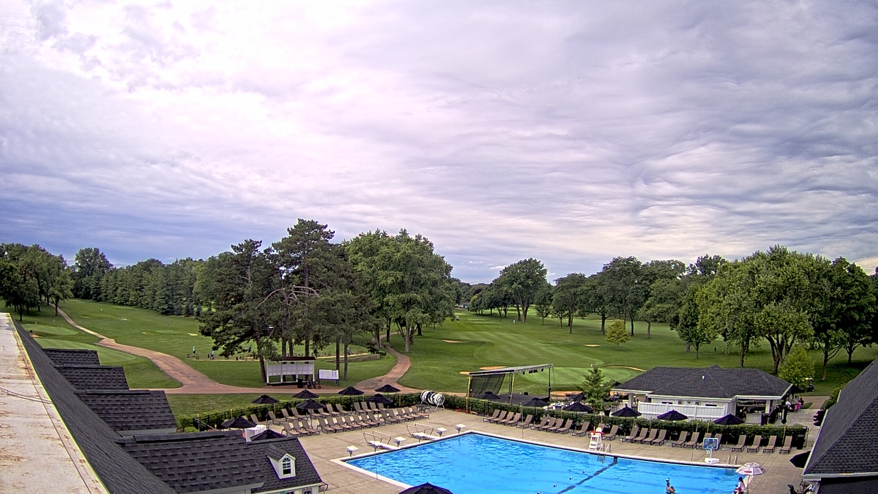 Thumbnail for current weather camera view from Crystal Lake Country Club in Crystal Lake, Illinois