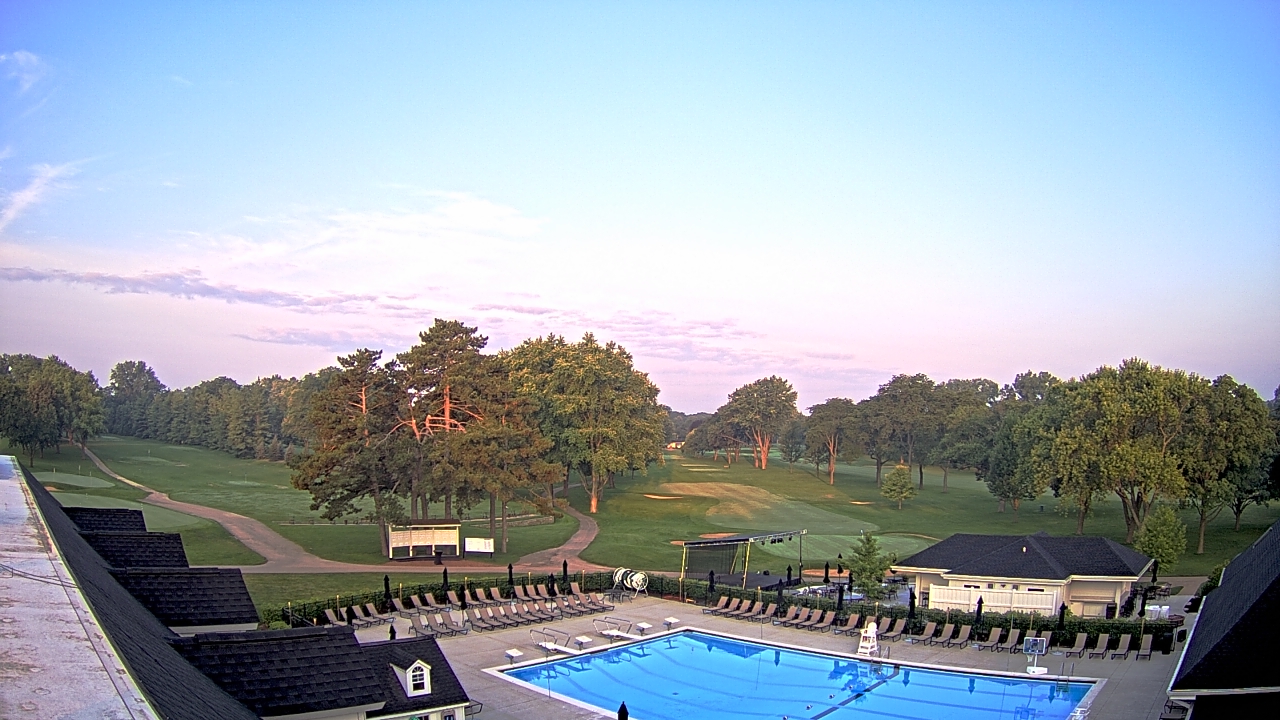 Thumbnail for current weather camera view from Crystal Lake Country Club in Crystal Lake, Illinois
