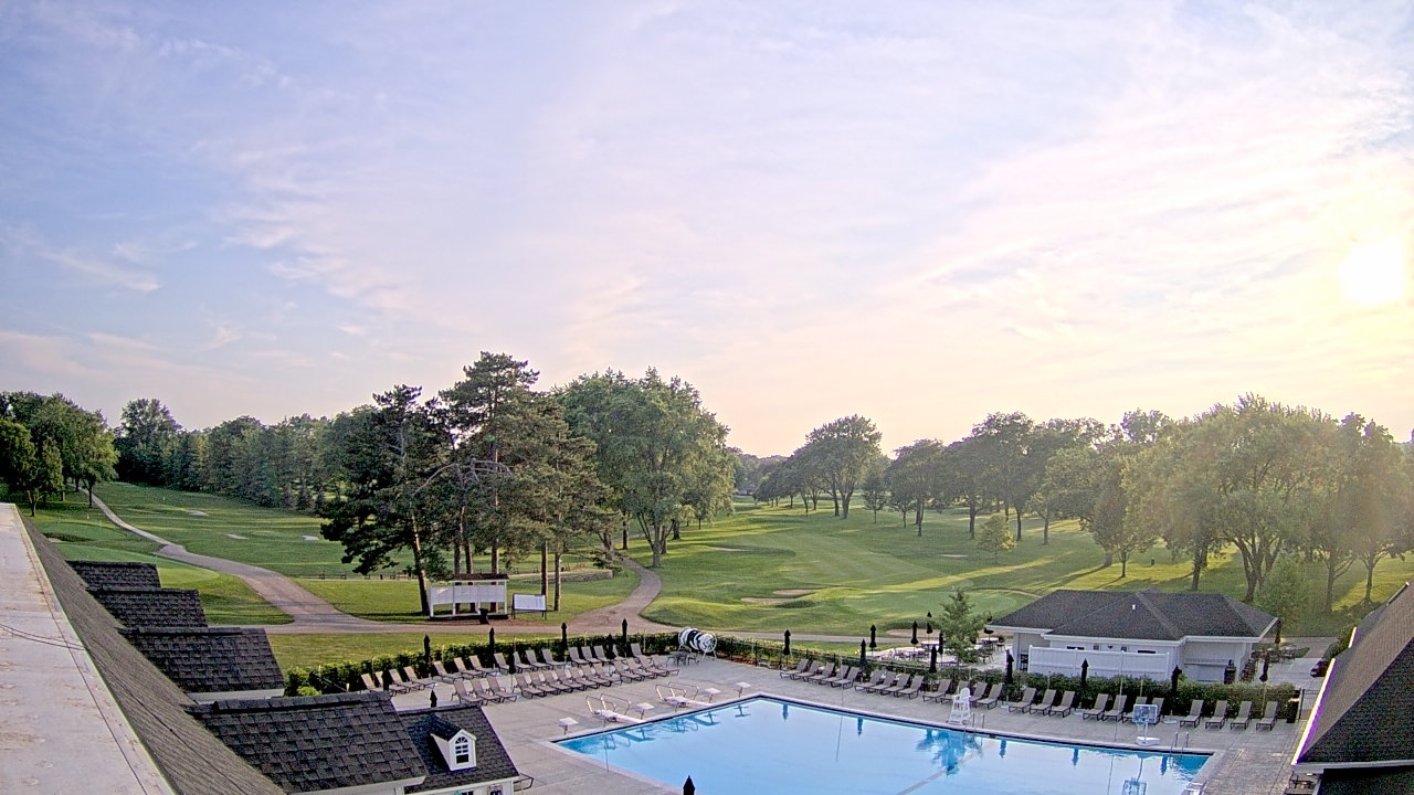 Thumbnail for current weather camera view from Crystal Lake Country Club in Crystal Lake, Illinois