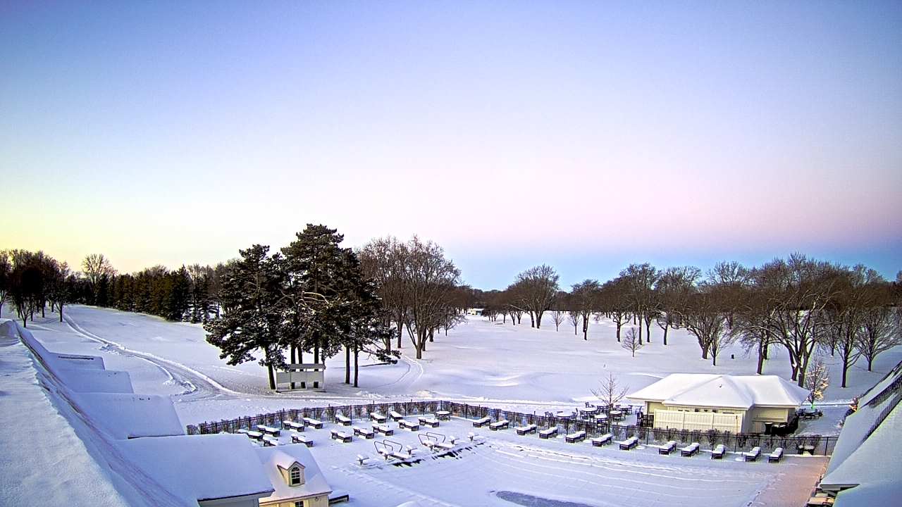 Thumbnail for current weather camera view from Crystal Lake Country Club in Crystal Lake, Illinois