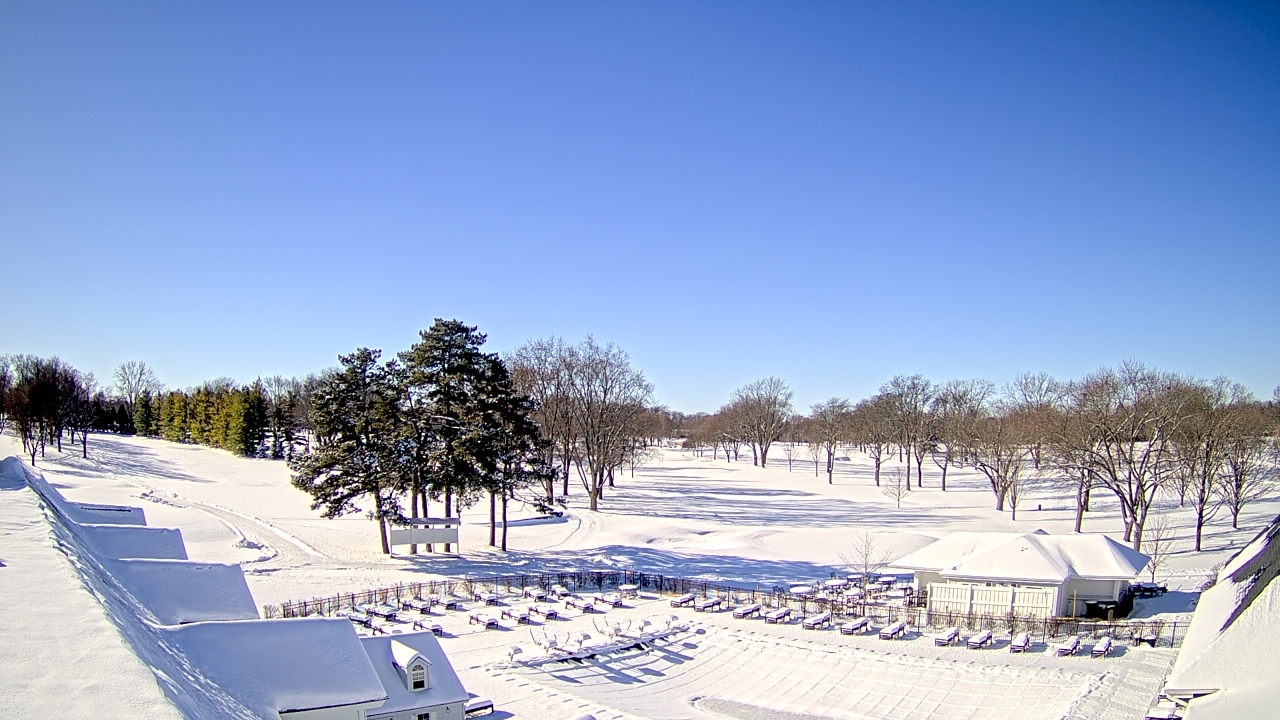 Thumbnail for current weather camera view from Crystal Lake Country Club in Crystal Lake, Illinois