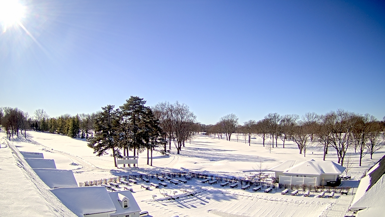 Thumbnail for current weather camera view from Crystal Lake Country Club in Crystal Lake, Illinois