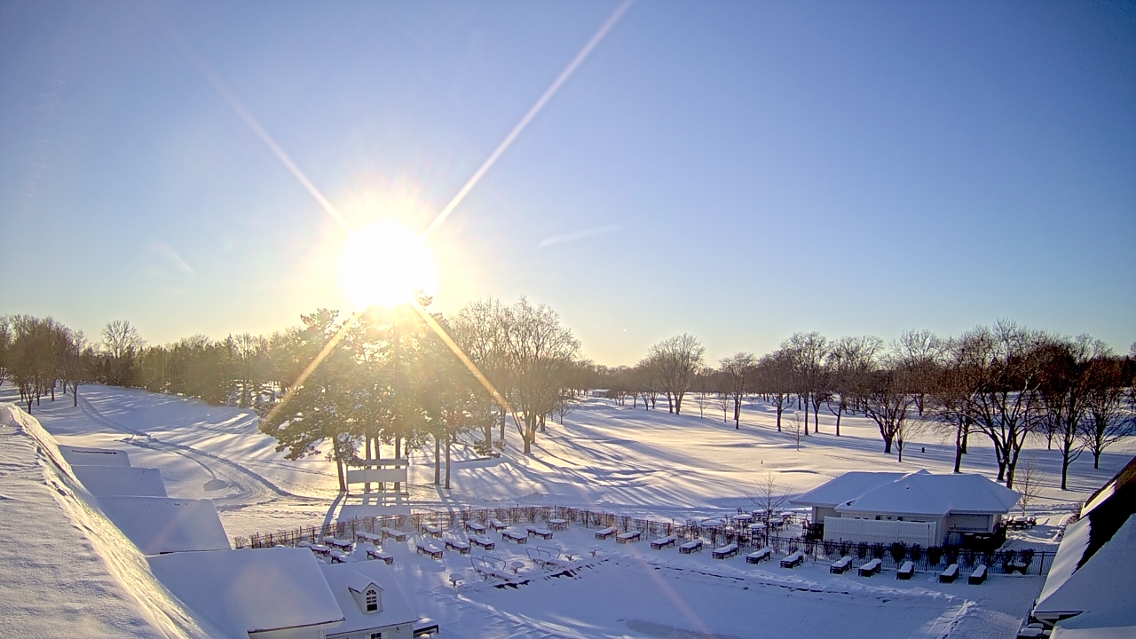 Thumbnail for current weather camera view from Crystal Lake Country Club in Crystal Lake, Illinois
