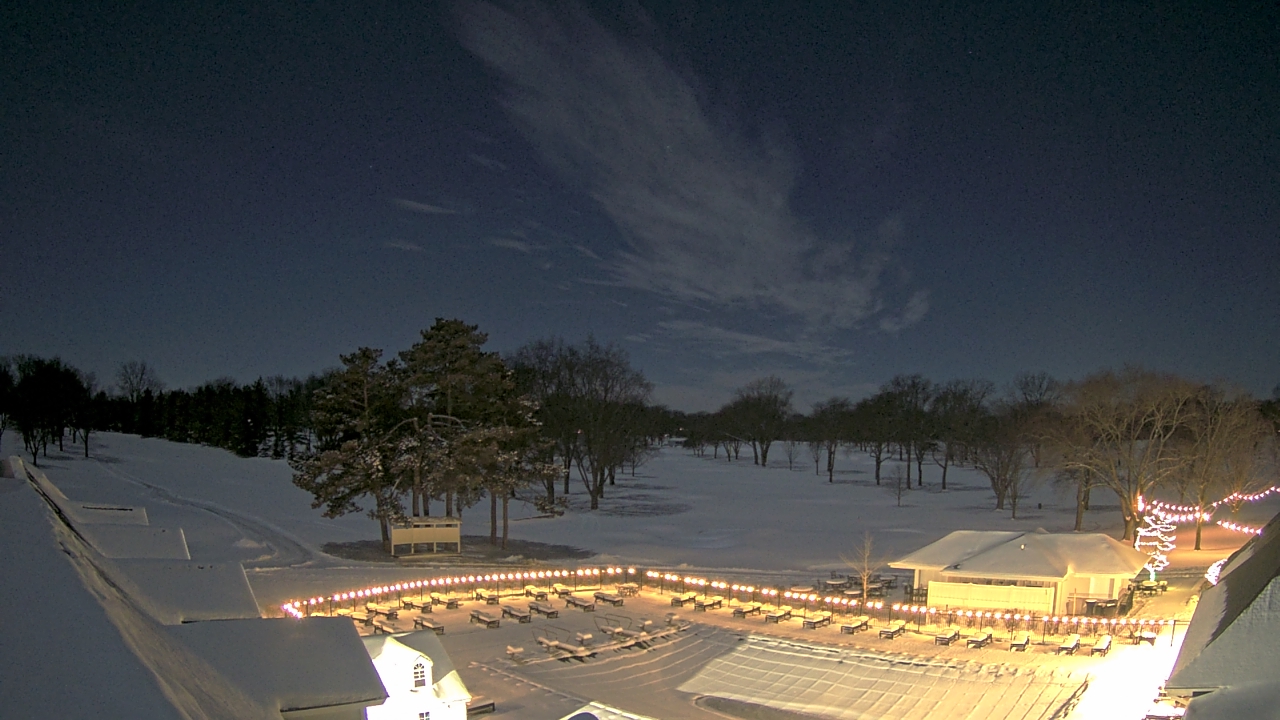 Thumbnail for current weather camera view from Crystal Lake Country Club in Crystal Lake, Illinois