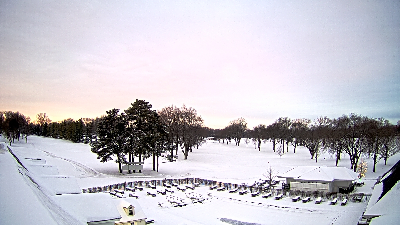 Thumbnail for current weather camera view from Crystal Lake Country Club in Crystal Lake, Illinois
