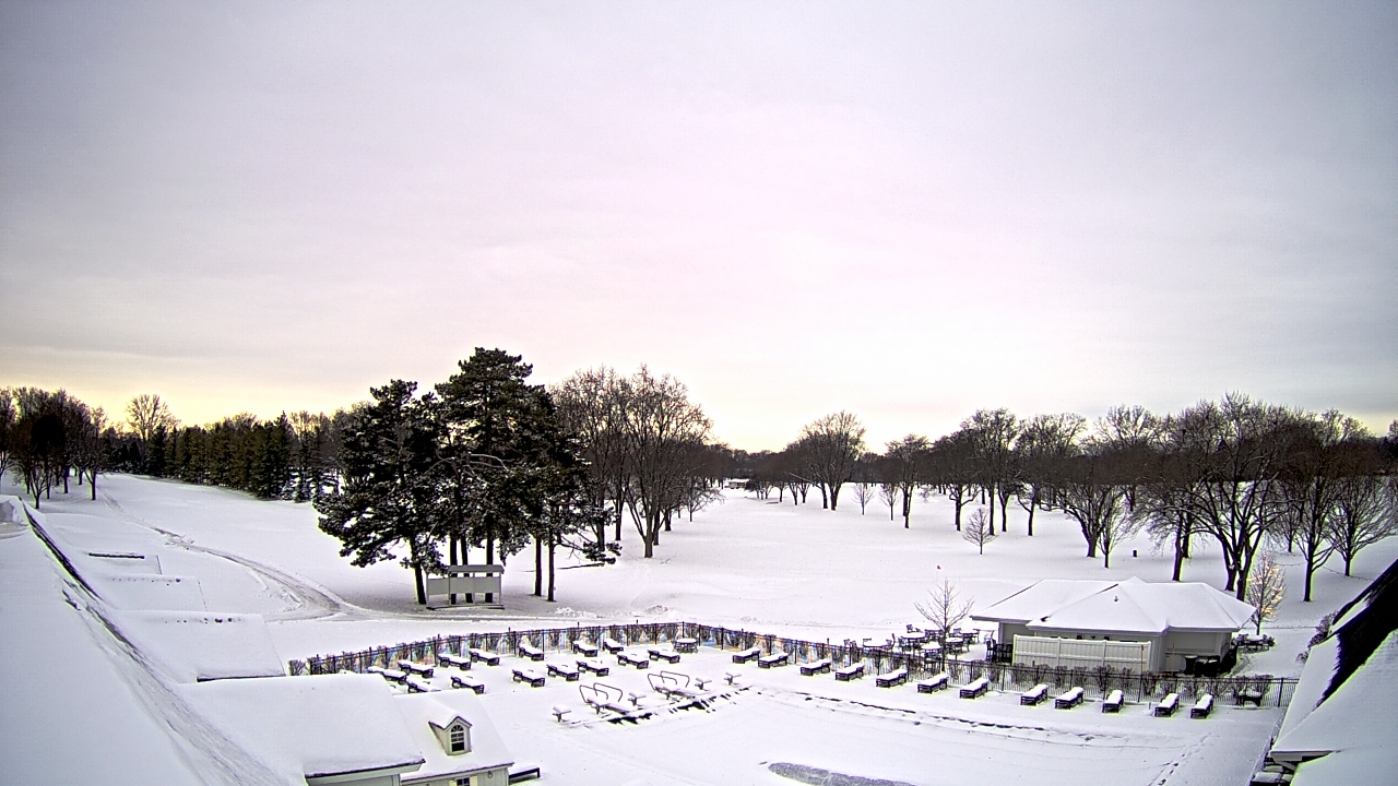Thumbnail for current weather camera view from Crystal Lake Country Club in Crystal Lake, Illinois