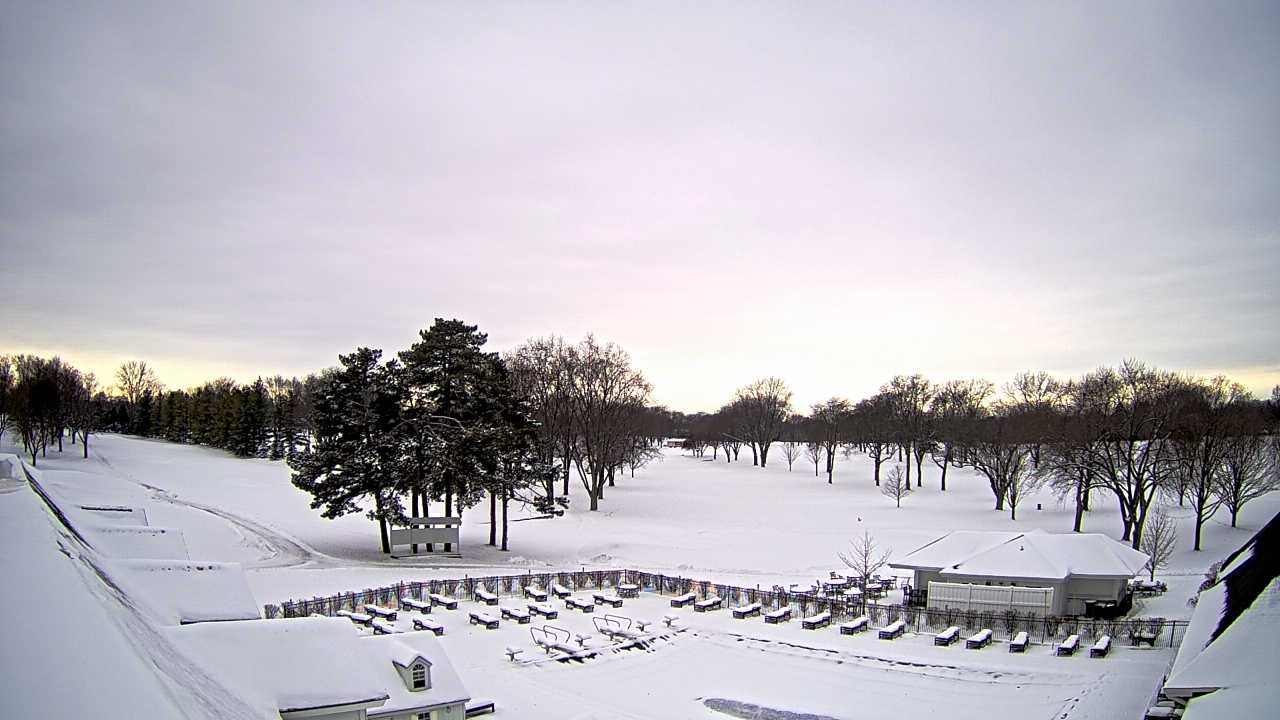Thumbnail for current weather camera view from Crystal Lake Country Club in Crystal Lake, Illinois