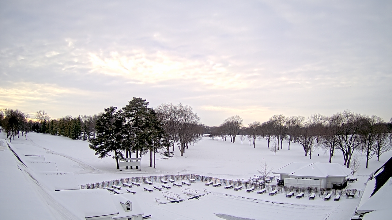 Thumbnail for current weather camera view from Crystal Lake Country Club in Crystal Lake, Illinois