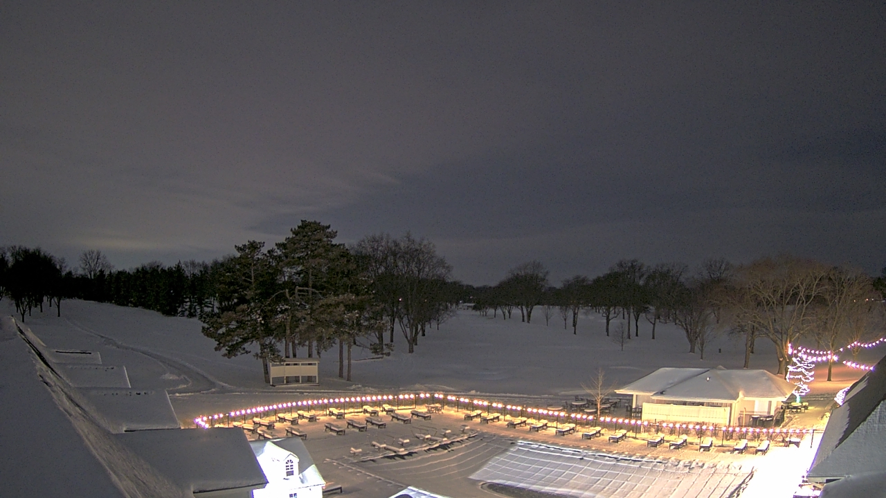 Thumbnail for current weather camera view from Crystal Lake Country Club in Crystal Lake, Illinois