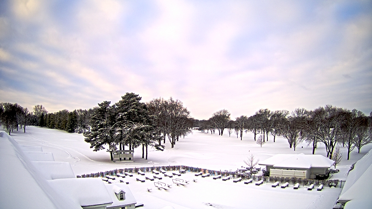 Thumbnail for current weather camera view from Crystal Lake Country Club in Crystal Lake, Illinois