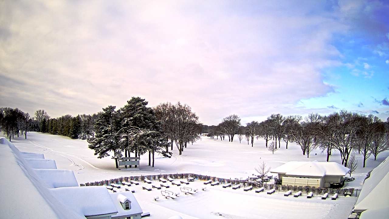 Thumbnail for current weather camera view from Crystal Lake Country Club in Crystal Lake, Illinois