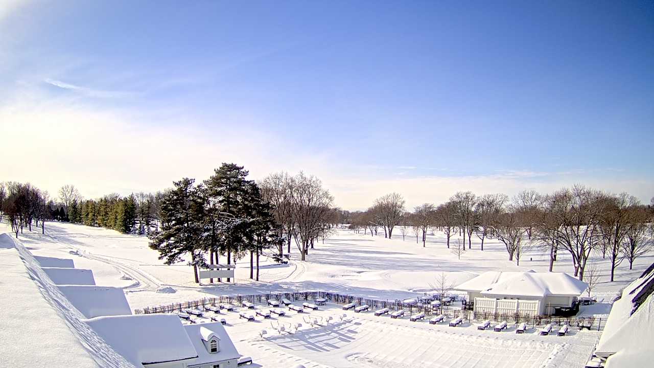 Thumbnail for current weather camera view from Crystal Lake Country Club in Crystal Lake, Illinois