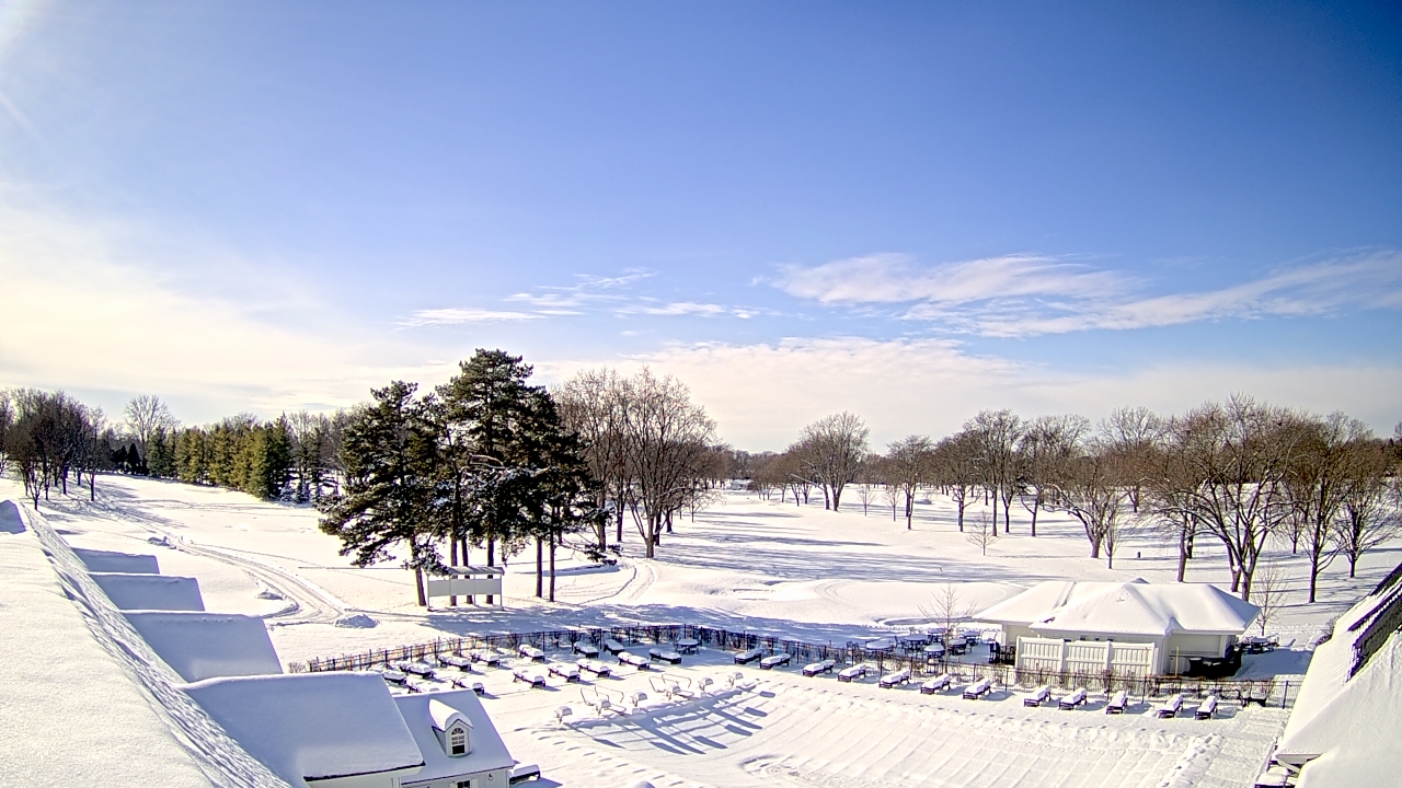 Thumbnail for current weather camera view from Crystal Lake Country Club in Crystal Lake, Illinois