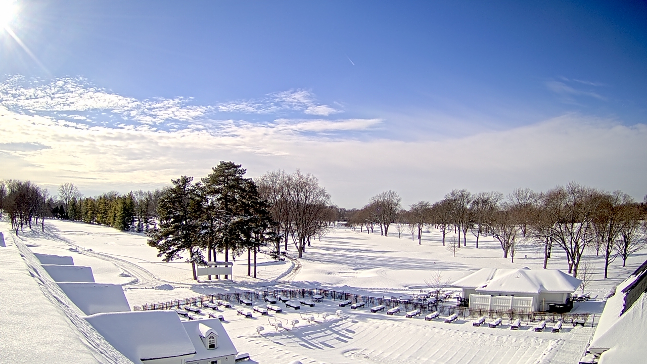 Thumbnail for current weather camera view from Crystal Lake Country Club in Crystal Lake, Illinois