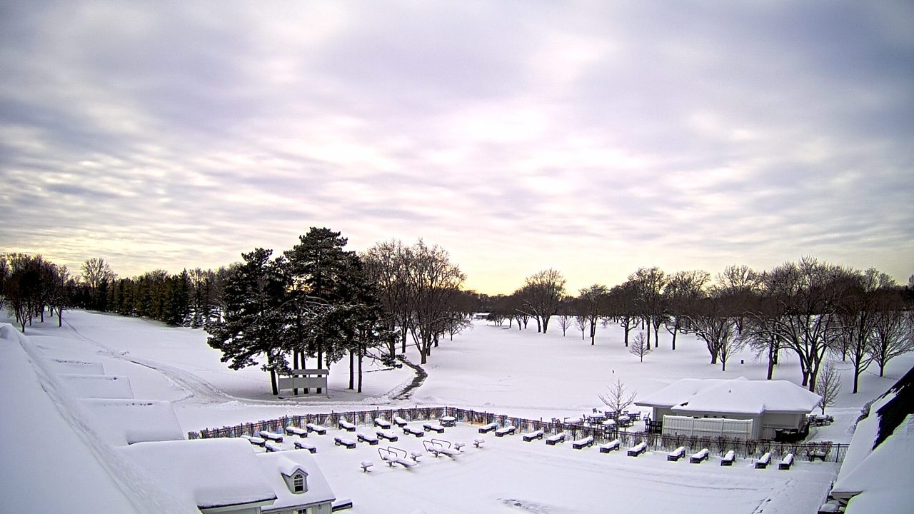 Thumbnail for current weather camera view from Crystal Lake Country Club in Crystal Lake, Illinois