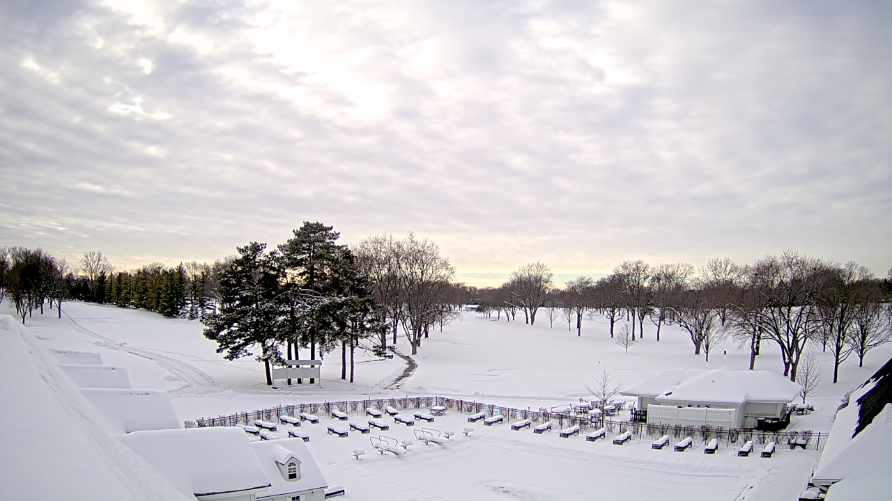 Thumbnail for current weather camera view from Crystal Lake Country Club in Crystal Lake, Illinois