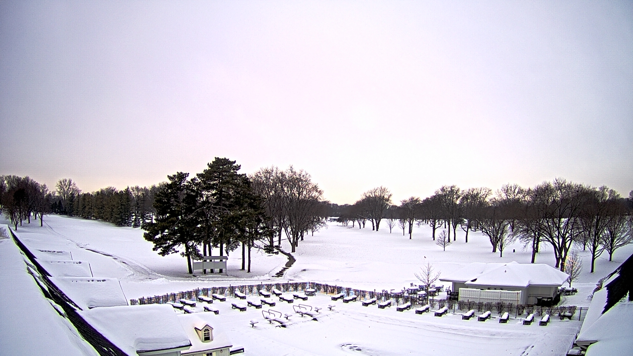 Thumbnail for current weather camera view from Crystal Lake Country Club in Crystal Lake, Illinois