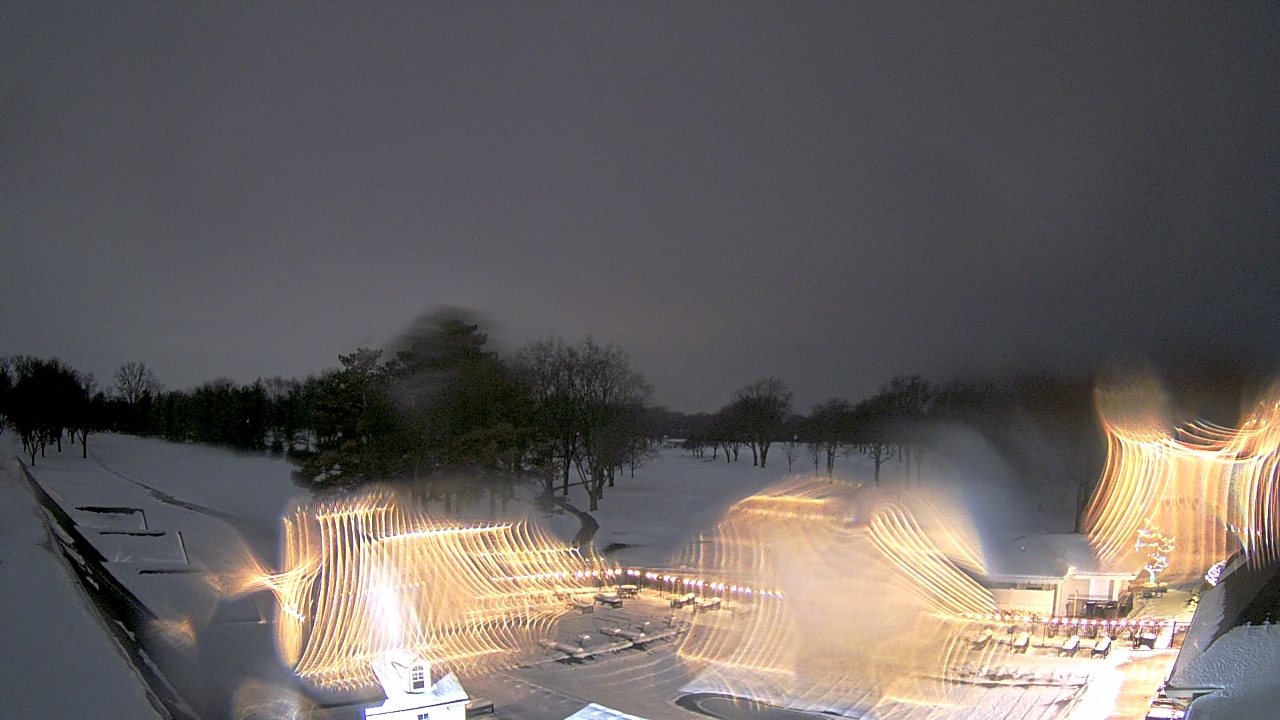 Thumbnail for current weather camera view from Crystal Lake Country Club in Crystal Lake, Illinois