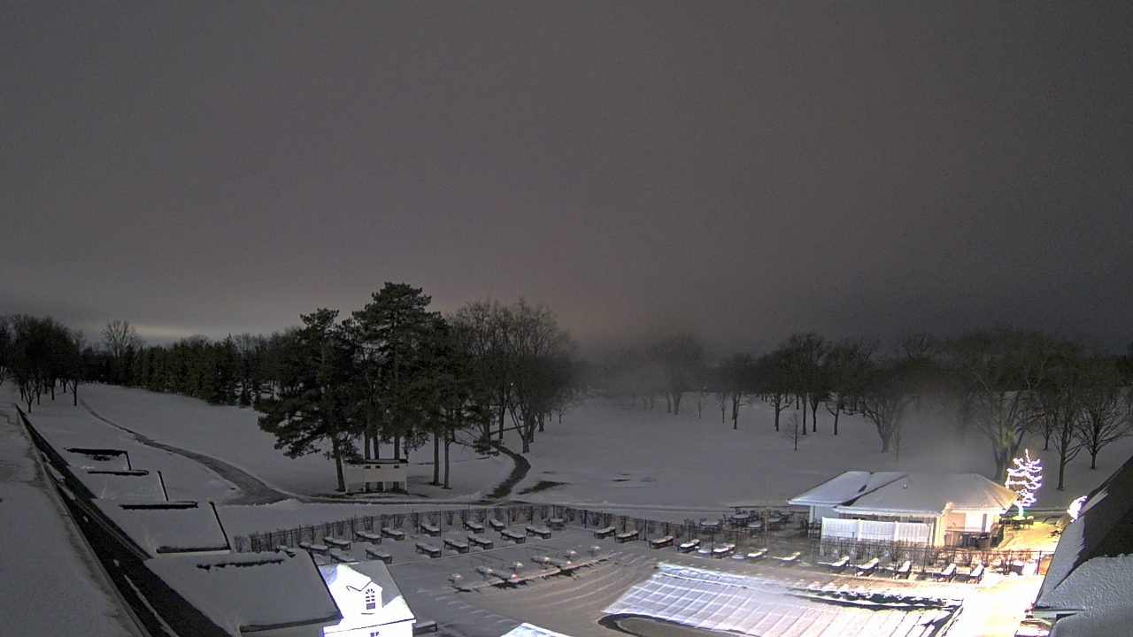 Thumbnail for current weather camera view from Crystal Lake Country Club in Crystal Lake, Illinois