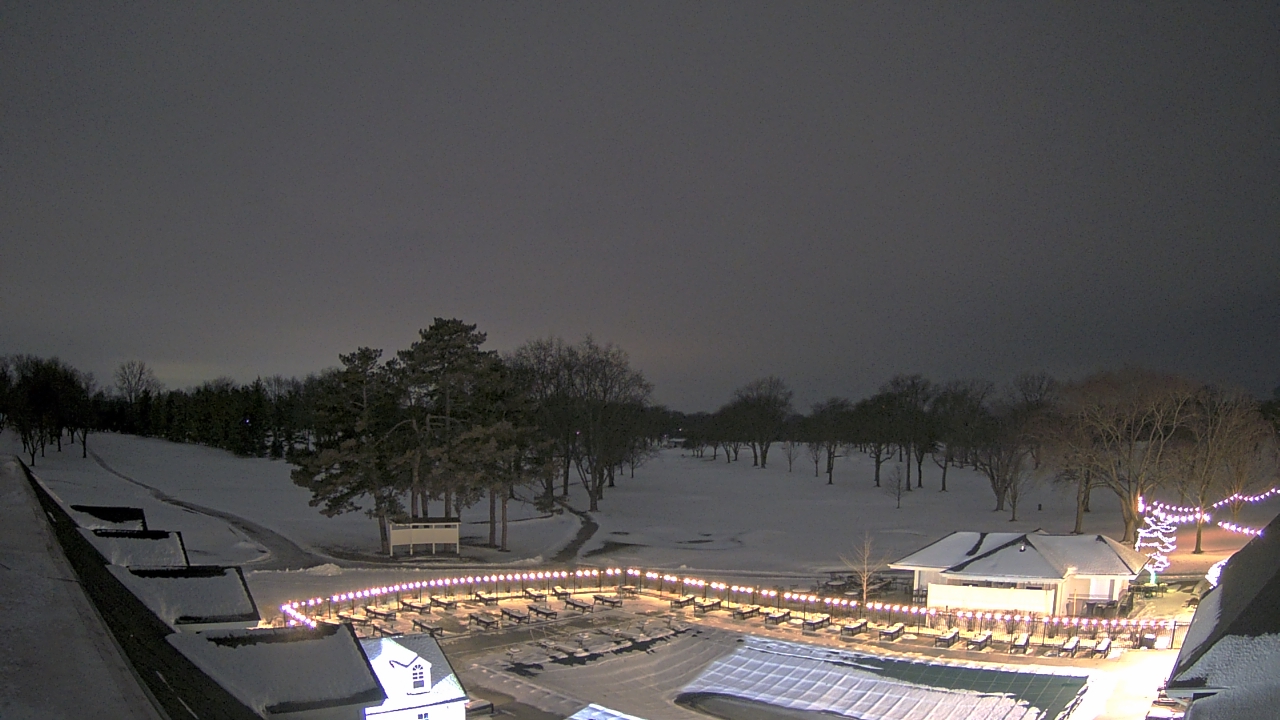 Thumbnail for current weather camera view from Crystal Lake Country Club in Crystal Lake, Illinois