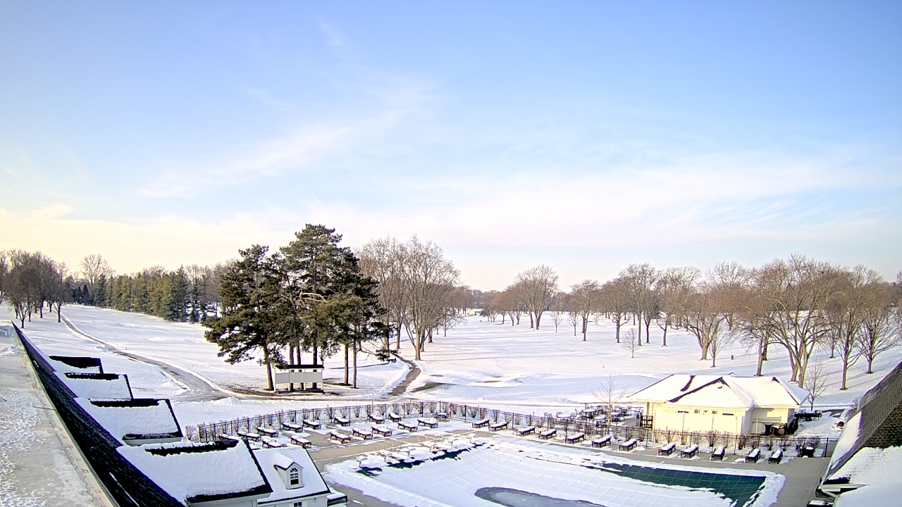 Thumbnail for current weather camera view from Crystal Lake Country Club in Crystal Lake, Illinois