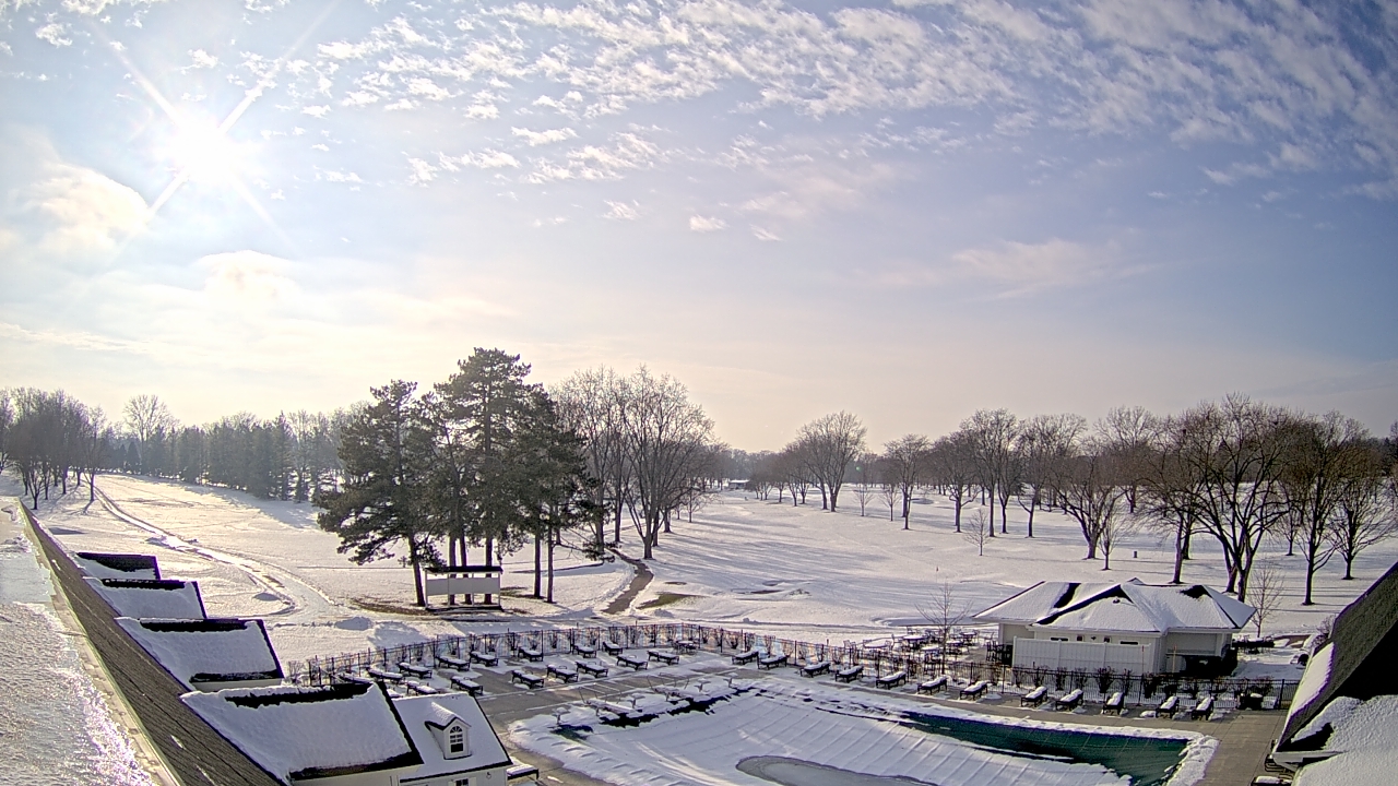 Thumbnail for current weather camera view from Crystal Lake Country Club in Crystal Lake, Illinois