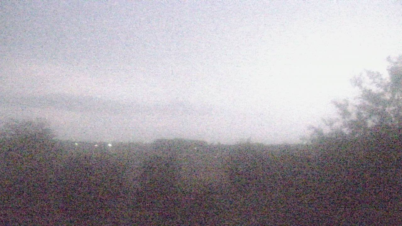 Thumbnail for current weather camera view from Walkers Bluff in Cambria, Illinois
