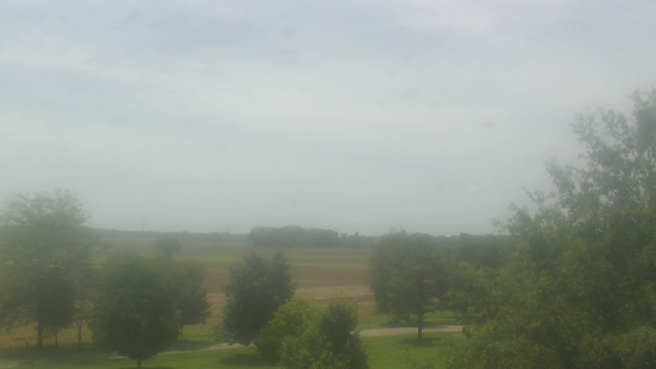 Thumbnail for current weather camera view from Walkers Bluff in Cambria, Illinois