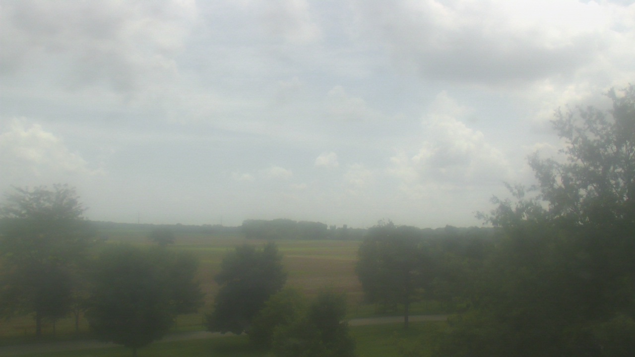 Thumbnail for current weather camera view from Walkers Bluff in Cambria, Illinois