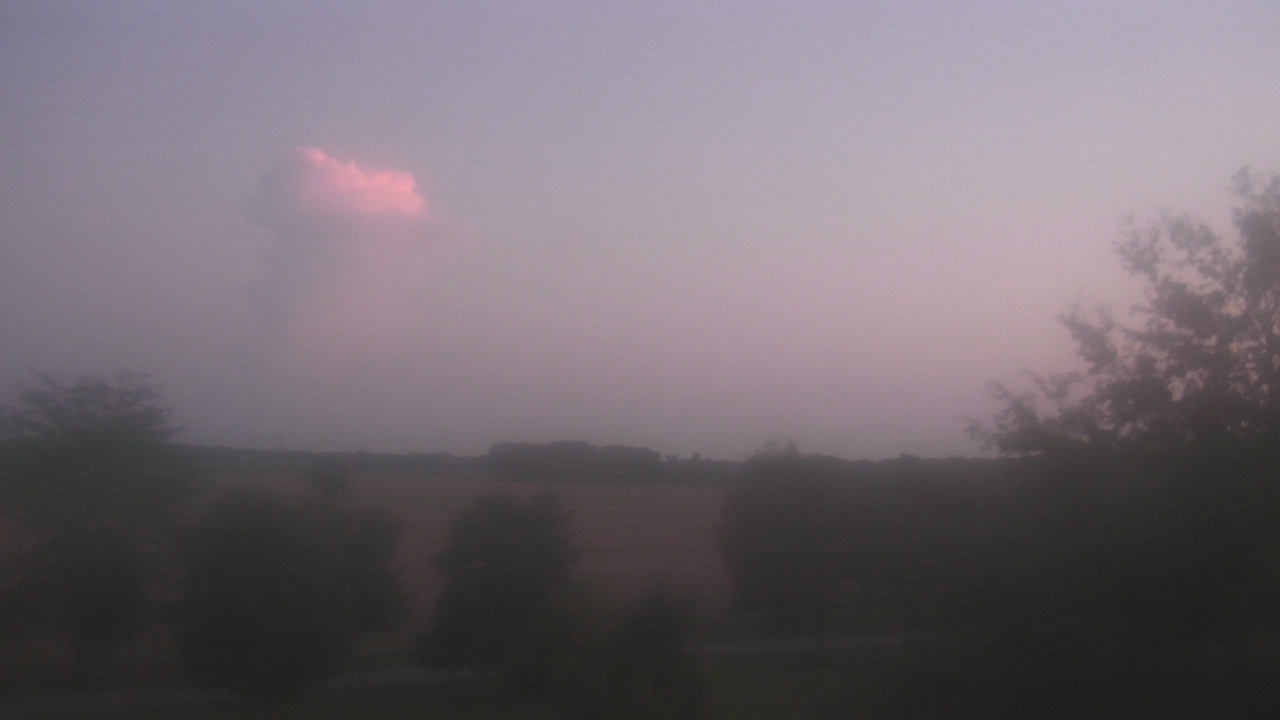 Thumbnail for current weather camera view from Walkers Bluff in Cambria, Illinois