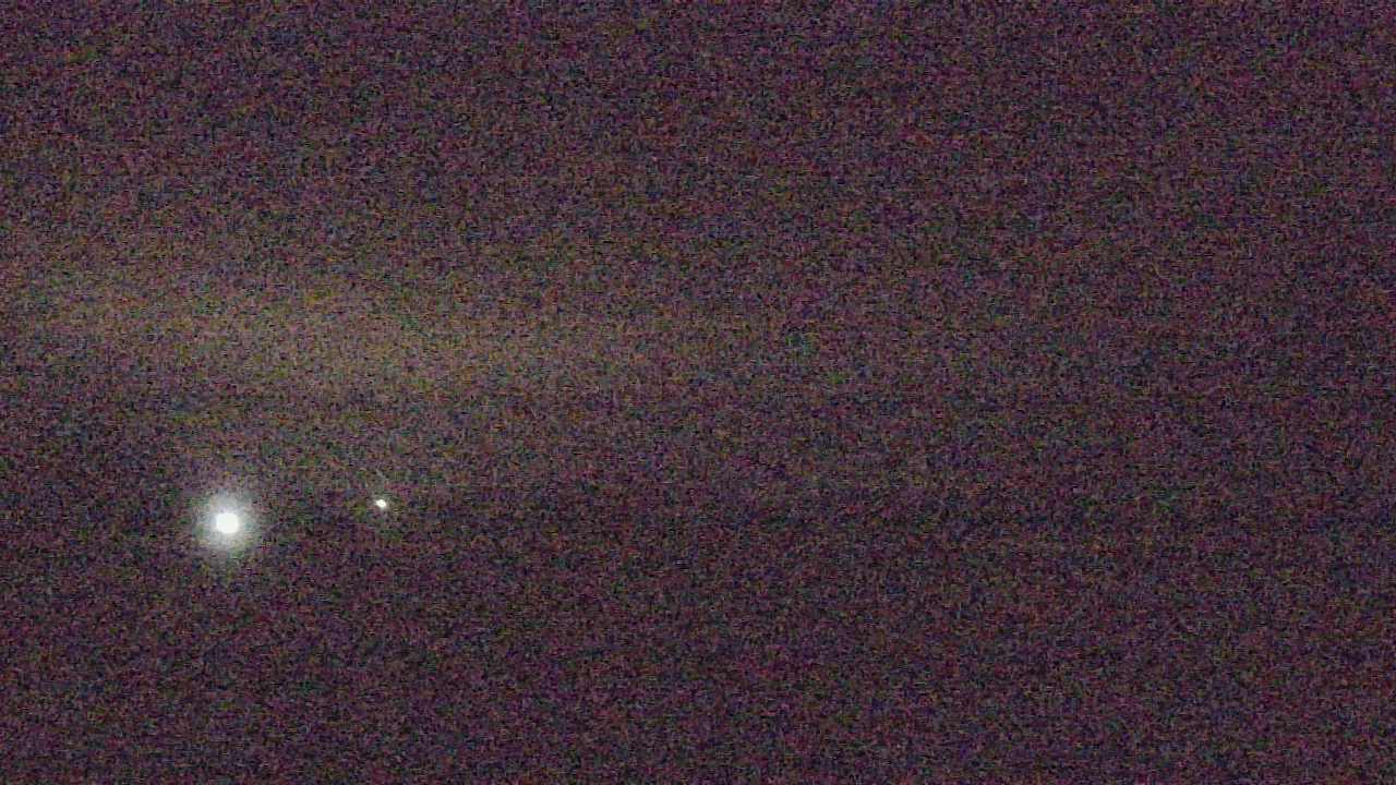 Thumbnail for current weather camera view from Walkers Bluff in Cambria, Illinois
