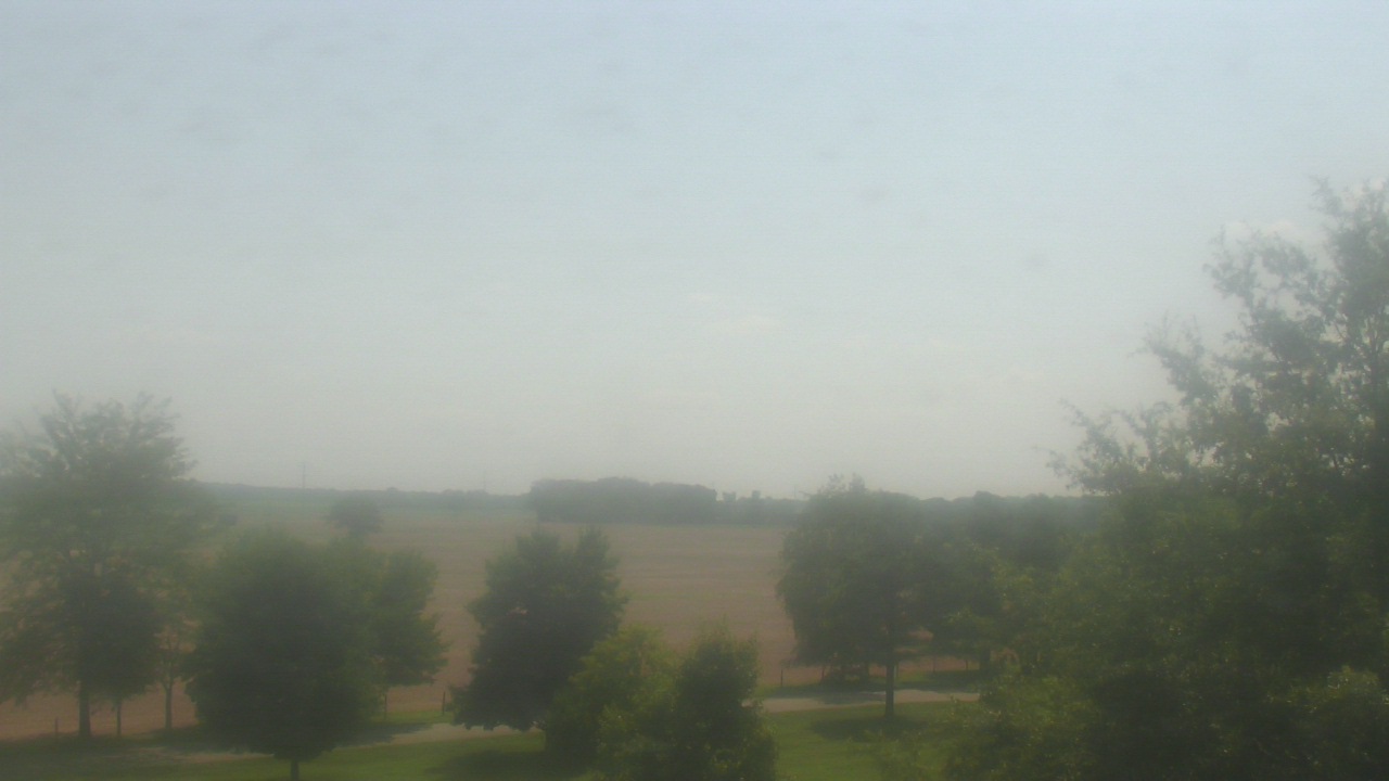 Thumbnail for current weather camera view from Walkers Bluff in Cambria, Illinois