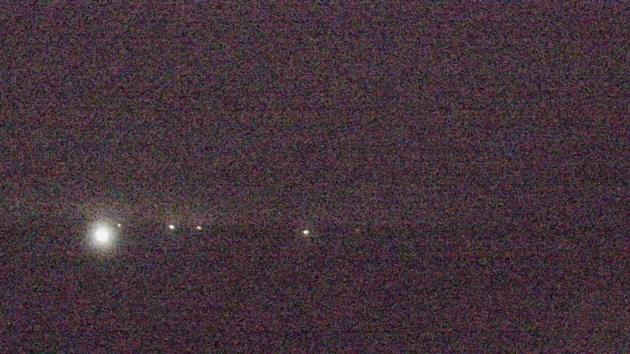 Thumbnail for current weather camera view from Walkers Bluff in Cambria, Illinois