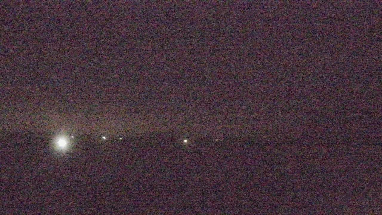 Thumbnail for current weather camera view from Walkers Bluff in Cambria, Illinois