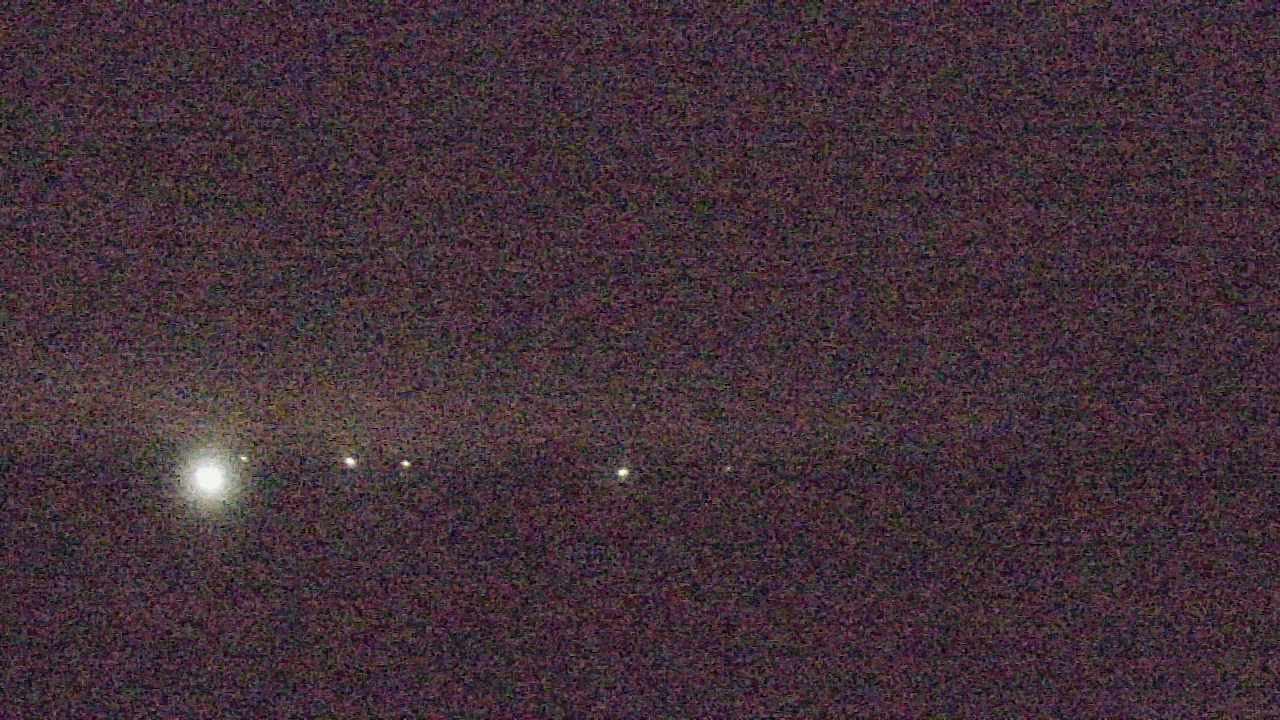 Thumbnail for current weather camera view from Walkers Bluff in Cambria, Illinois