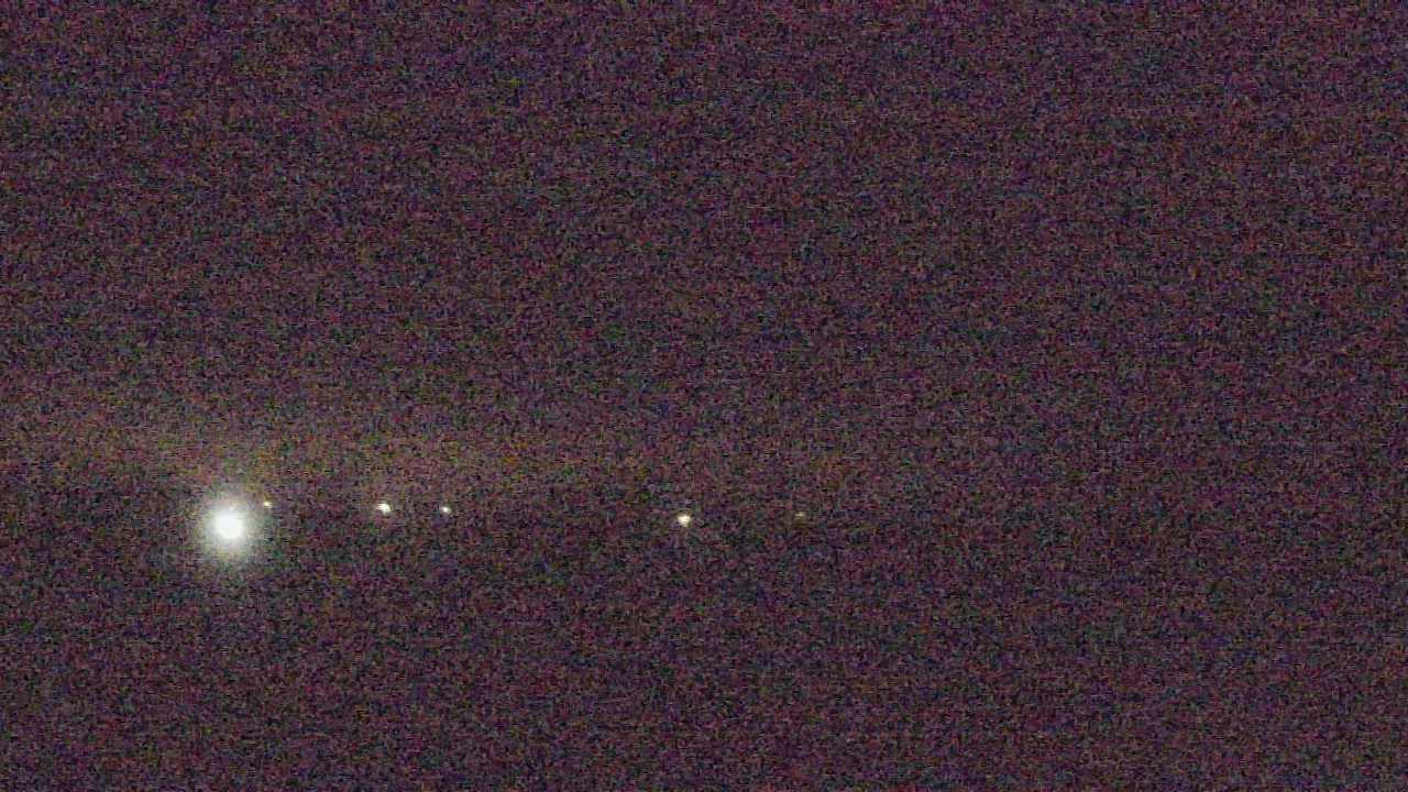 Thumbnail for current weather camera view from Walkers Bluff in Cambria, Illinois