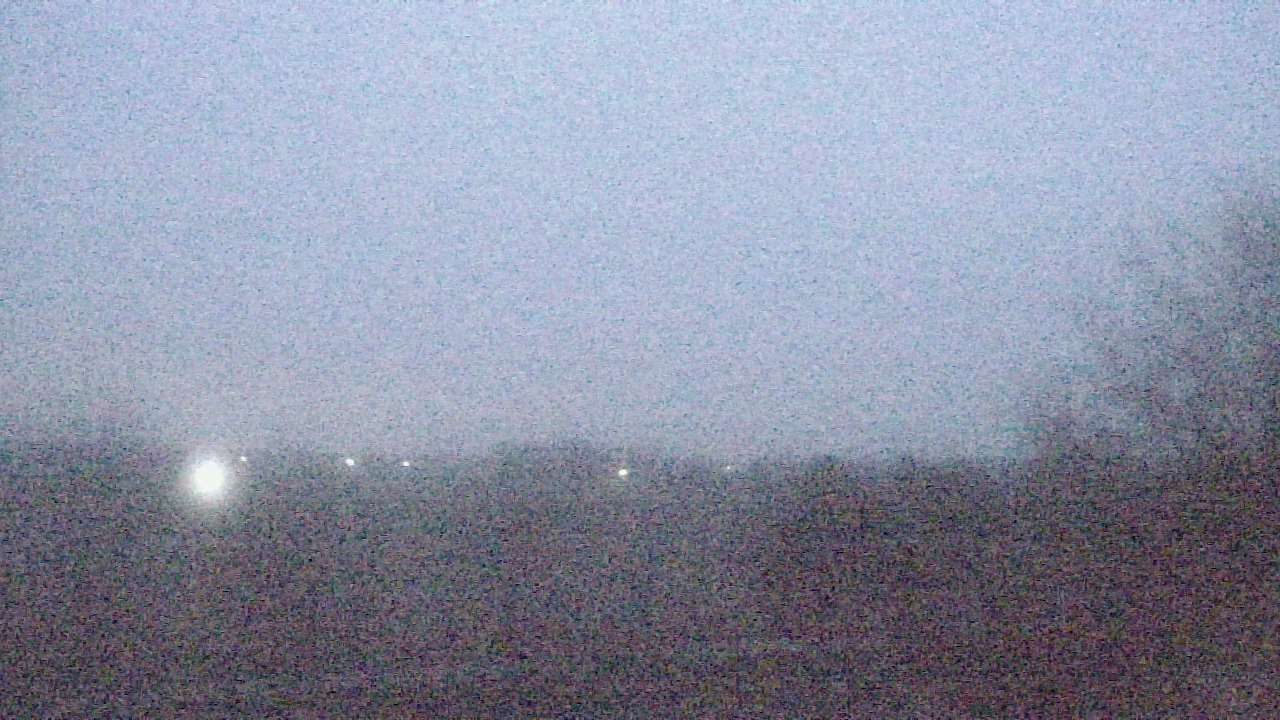 Thumbnail for current weather camera view from Walkers Bluff in Cambria, Illinois