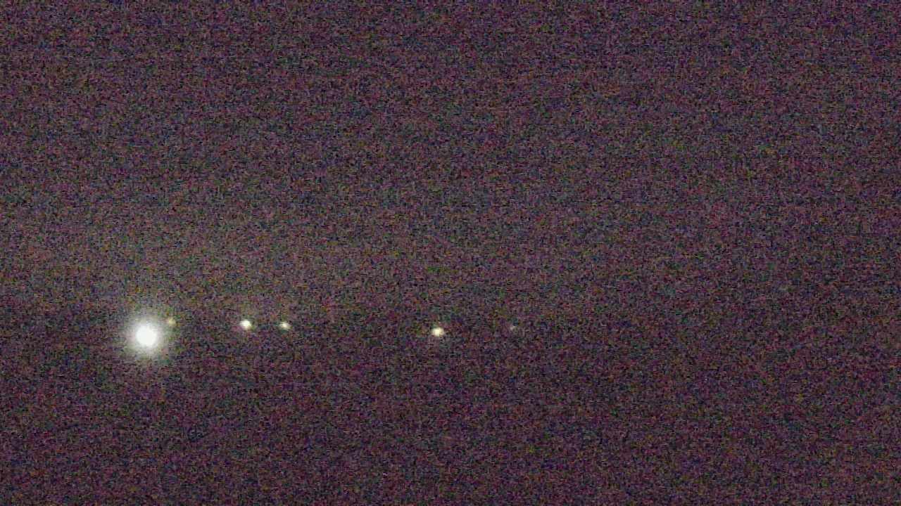 Thumbnail for current weather camera view from Walkers Bluff in Cambria, Illinois