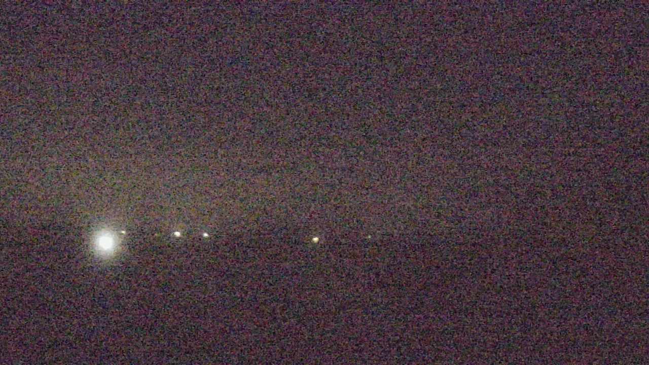 Thumbnail for current weather camera view from Walkers Bluff in Cambria, Illinois